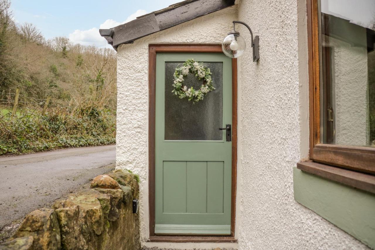 4 Smart Holiday Homes Near Senhouse Roman Museum Worth Booking