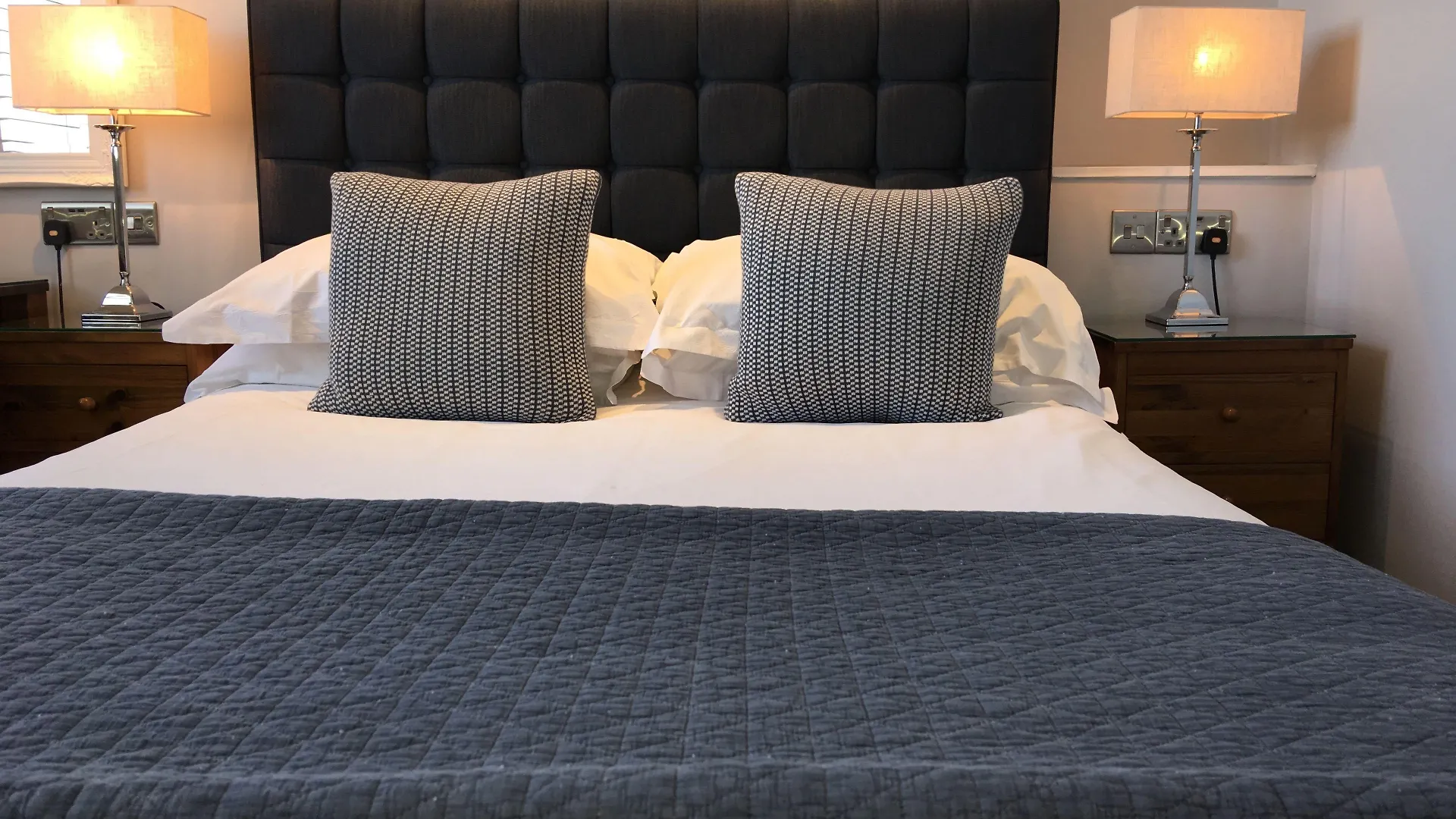 Where to Stay in Kemptown: 8 Best Central Hotels