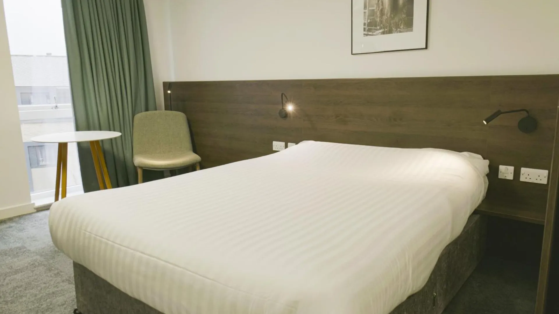 6 Smart 4-Star Hotels in Northamptonshire Worth Booking