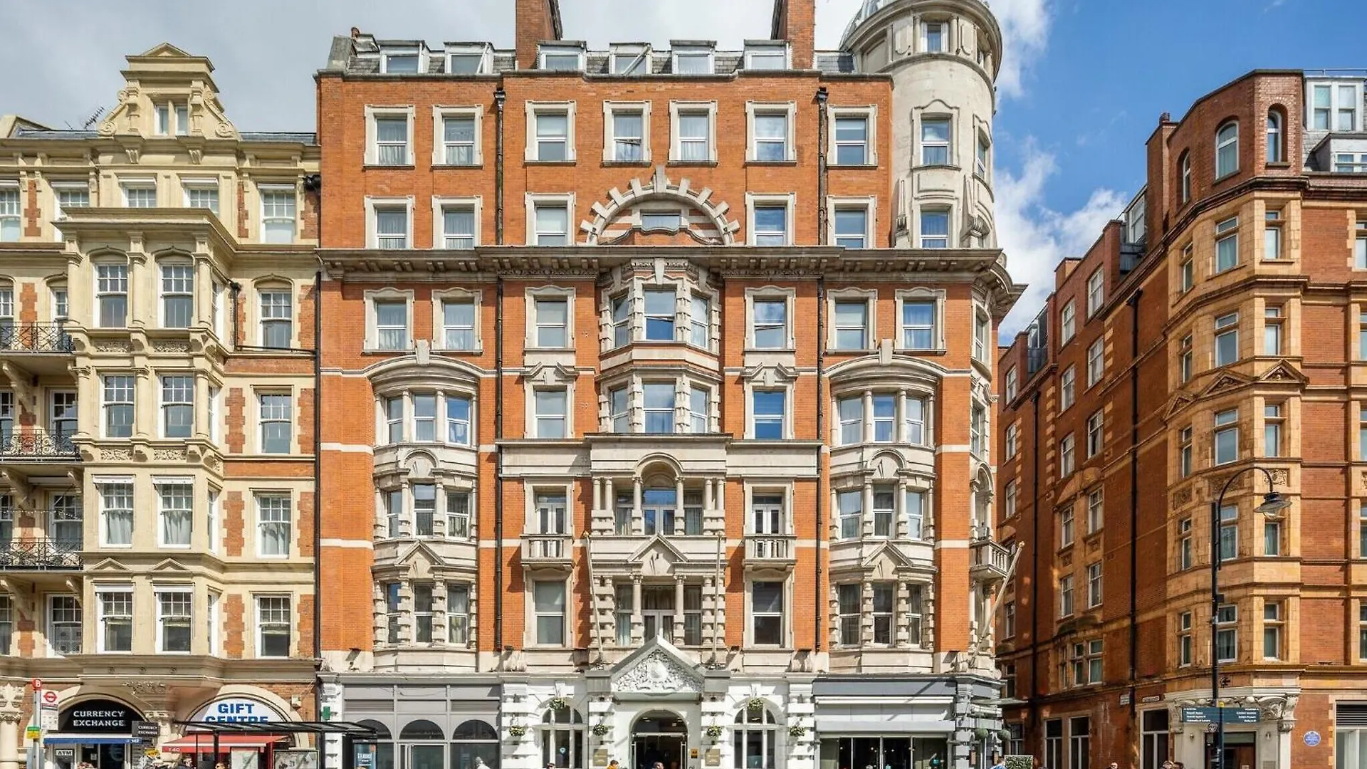15 Boutique Hotels in West End London That Stand Out
